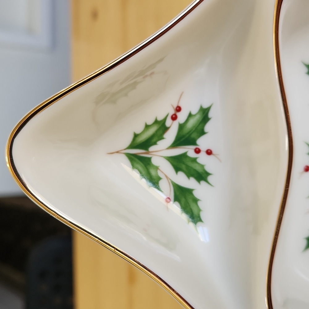 Lenox Holiday Dimension Collection Tree Divided Server - Picture 6 of 12